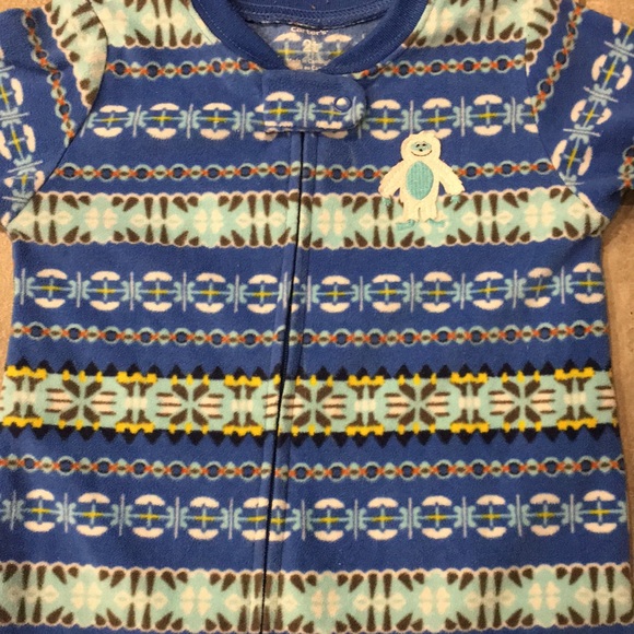 Winter Onesie Pj Bundle - Picture 3 of 9